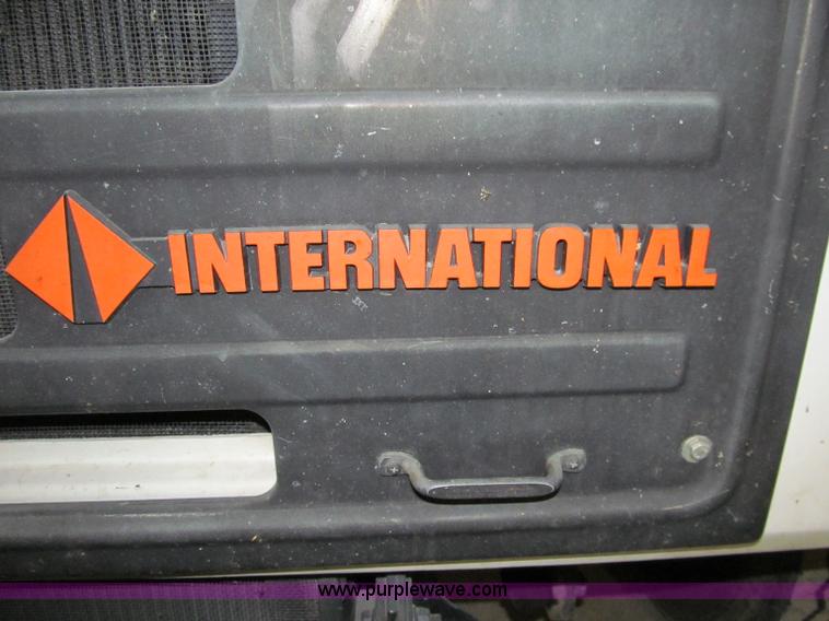 image for item D7046 1987 International Metro II box truck