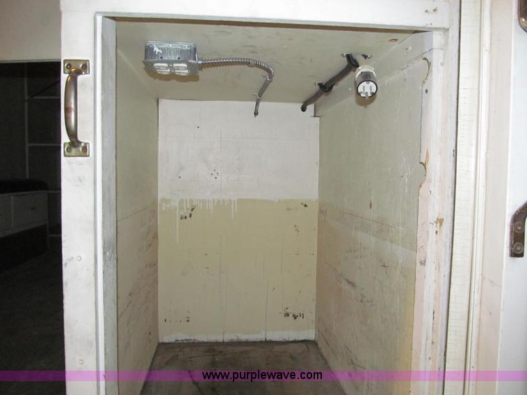 image for item D7046 1987 International Metro II box truck