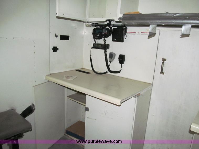 image for item D7046 1987 International Metro II box truck