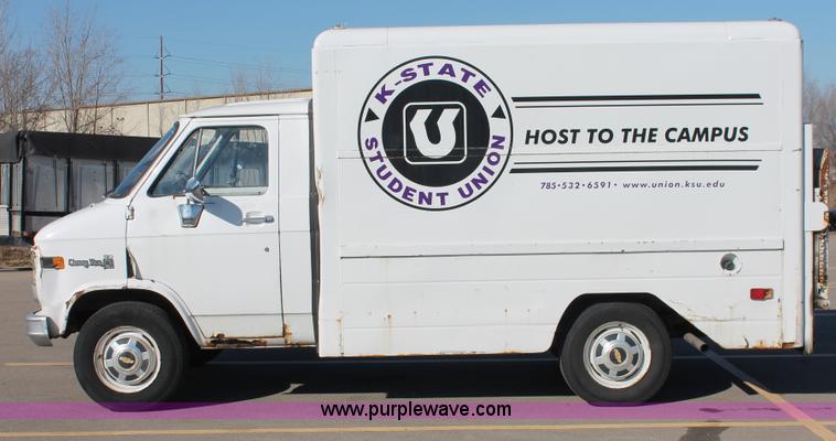 image for item E2534 1980 Chevrolet 30 box van