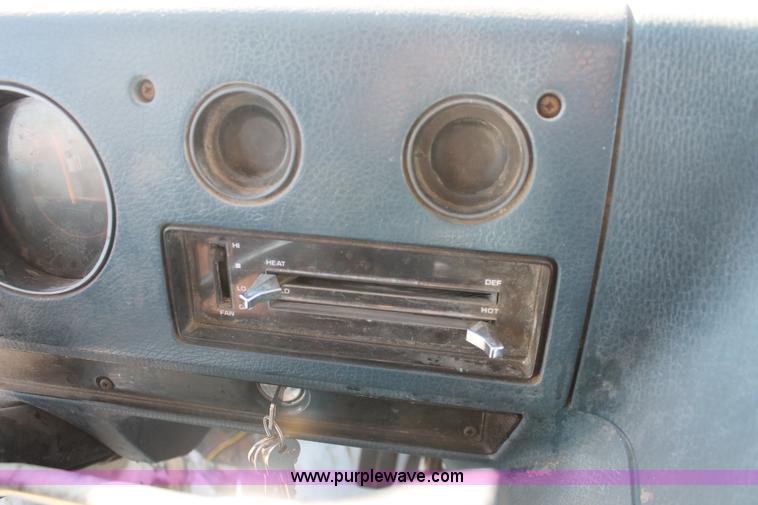 image for item E2534 1980 Chevrolet 30 box van