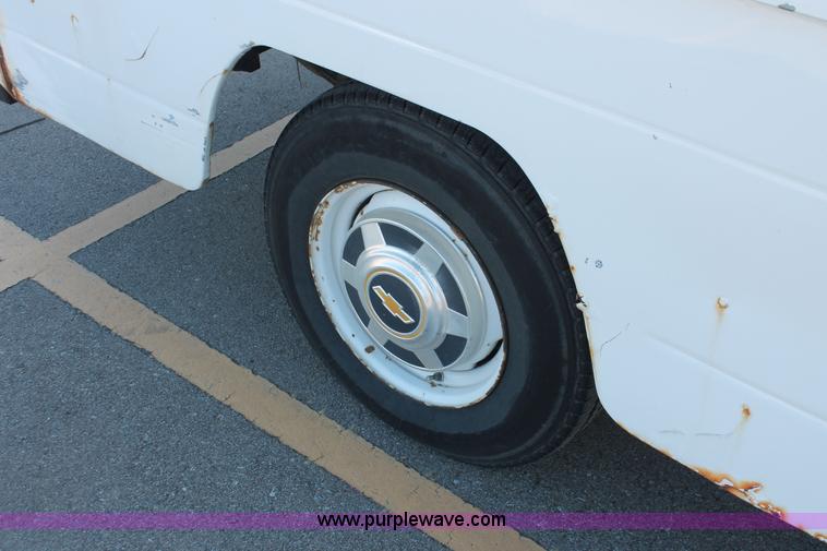 image for item E2534 1980 Chevrolet 30 box van