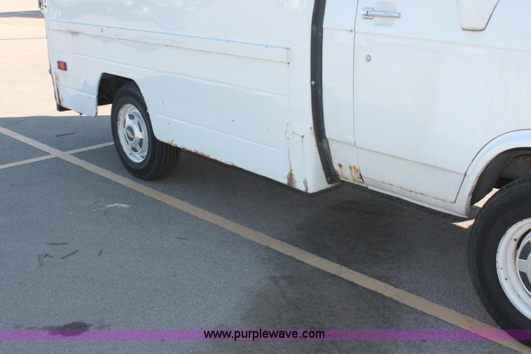 image for item E2534 1980 Chevrolet 30 box van