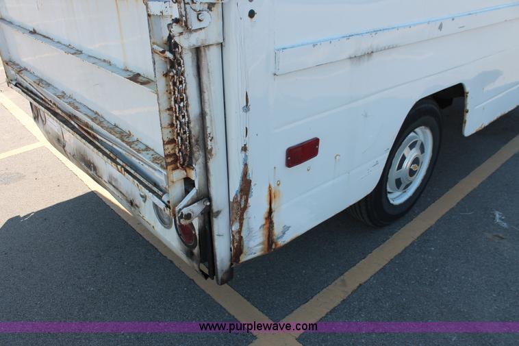 image for item E2534 1980 Chevrolet 30 box van