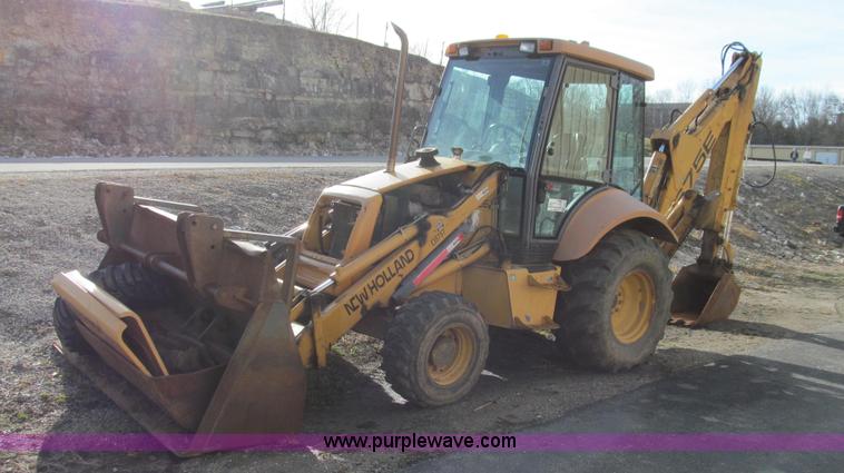image for item E3641 1999 New Holland 675E backhoe