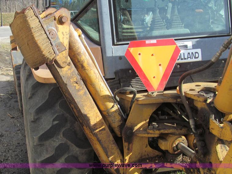 image for item E3641 1999 New Holland 675E backhoe