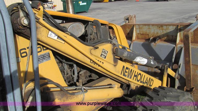 image for item E3641 1999 New Holland 675E backhoe