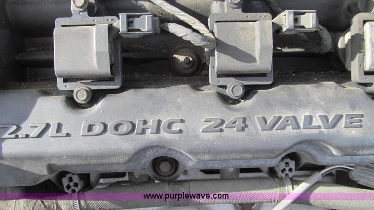 image for item E3642 2004 Dodge Stratus SE