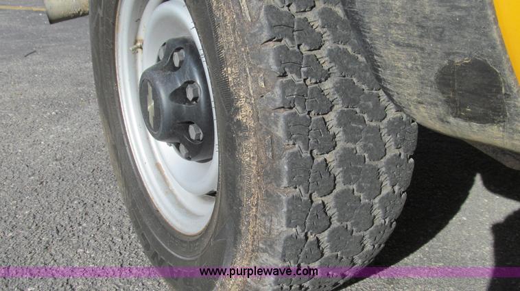 image for item E3643 1997 Chevrolet Suburban K2500 SUV