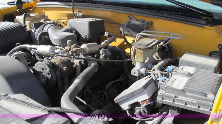 image for item E3643 1997 Chevrolet Suburban K2500 SUV