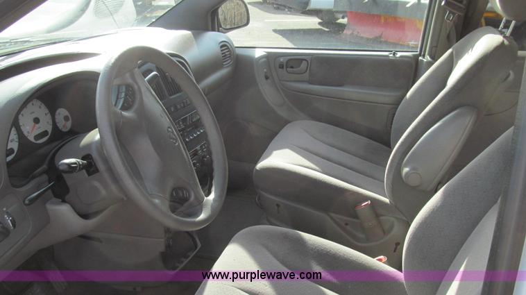 image for item E3644 2001 Dodge Grand Caravan Sport