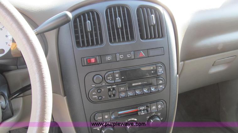 image for item E3644 2001 Dodge Grand Caravan Sport