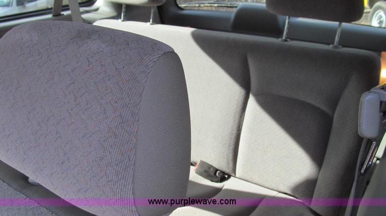 image for item E3644 2001 Dodge Grand Caravan Sport