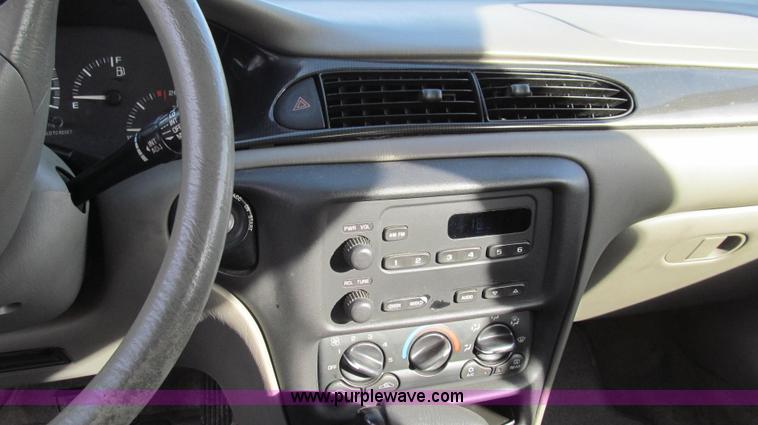 image for item E3646 2001 Chevrolet Malibu