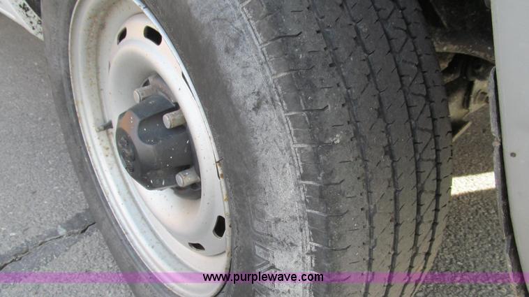 image for item E3649 1999 Dodge Ram 1500 pickup truck