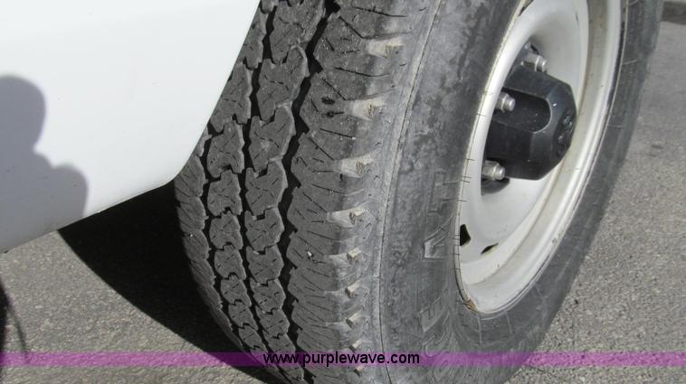 image for item E3649 1999 Dodge Ram 1500 pickup truck