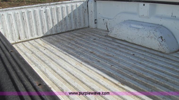 image for item E3649 1999 Dodge Ram 1500 pickup truck