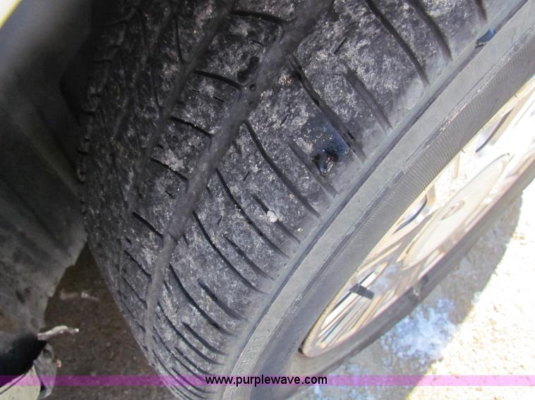 image for item E8314 2004 Ford Crown Victoria Police Interceptor