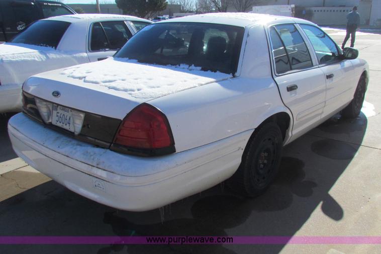 image for item E8315 2003 Ford Crown Victoria Police Interceptor