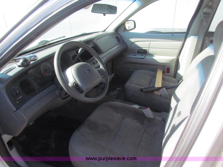 image for item E8315 2003 Ford Crown Victoria Police Interceptor
