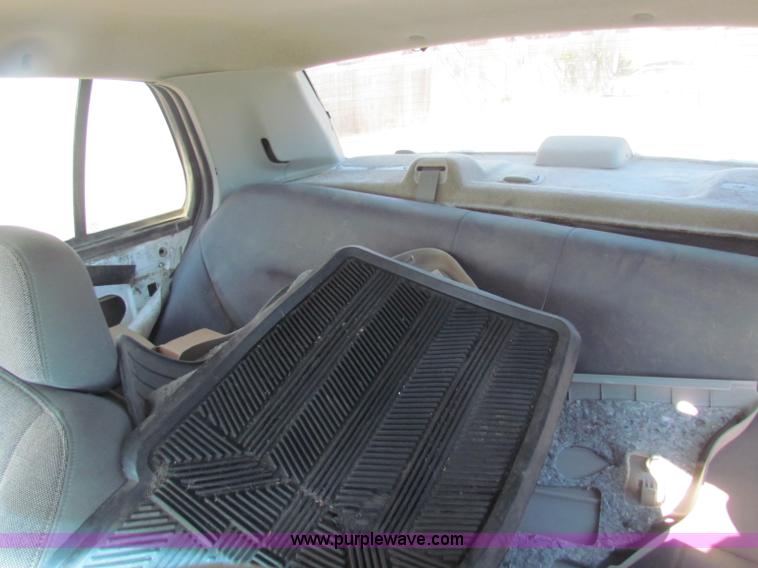 image for item E8315 2003 Ford Crown Victoria Police Interceptor