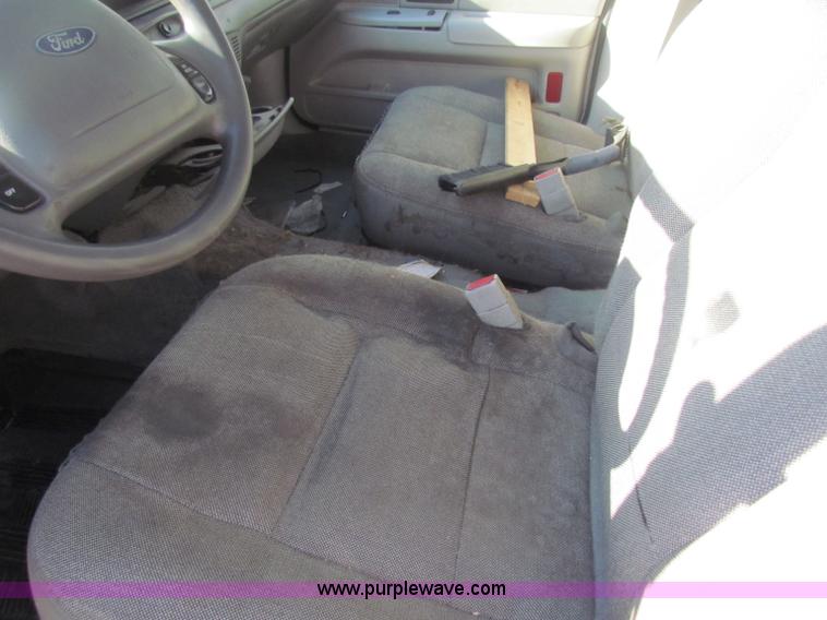 image for item E8315 2003 Ford Crown Victoria Police Interceptor