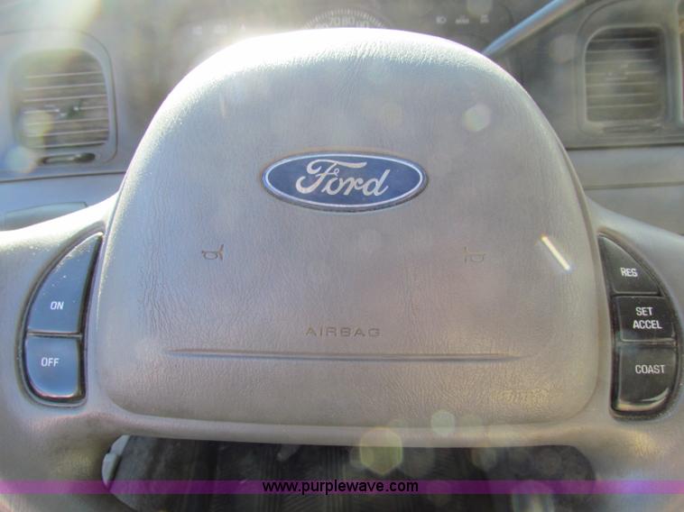 image for item E8315 2003 Ford Crown Victoria Police Interceptor