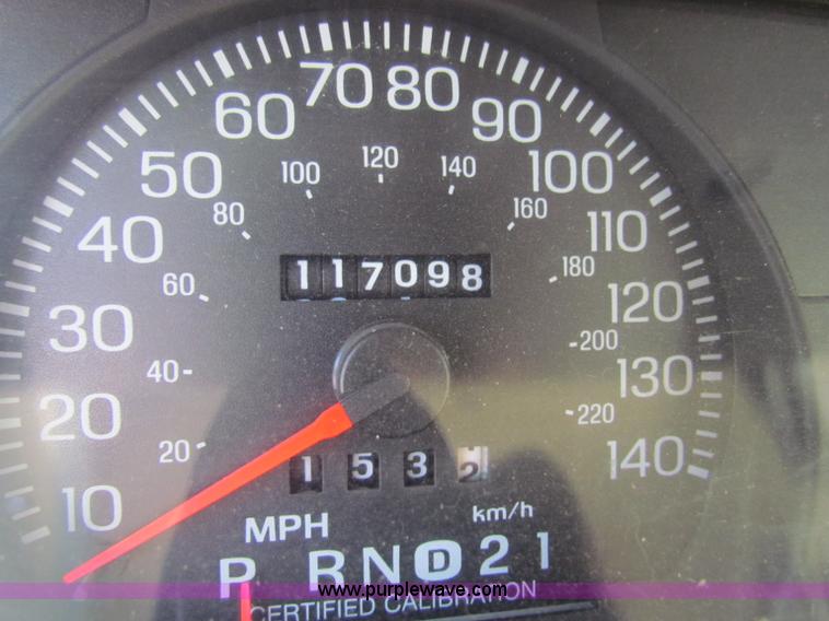 image for item E8315 2003 Ford Crown Victoria Police Interceptor