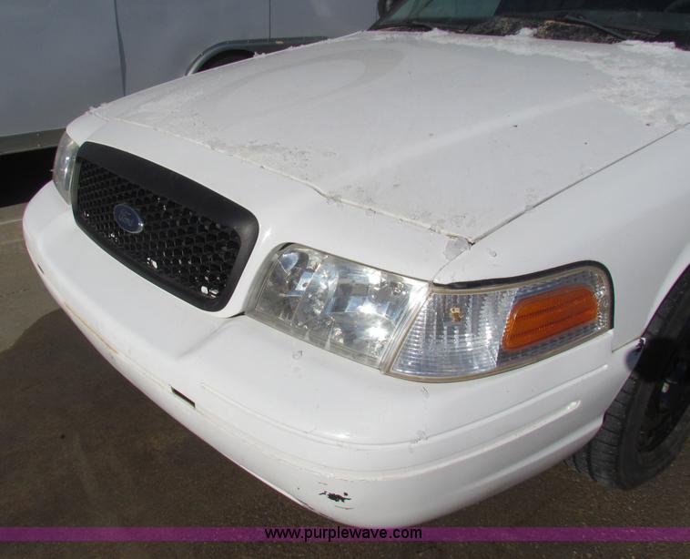 image for item E8315 2003 Ford Crown Victoria Police Interceptor