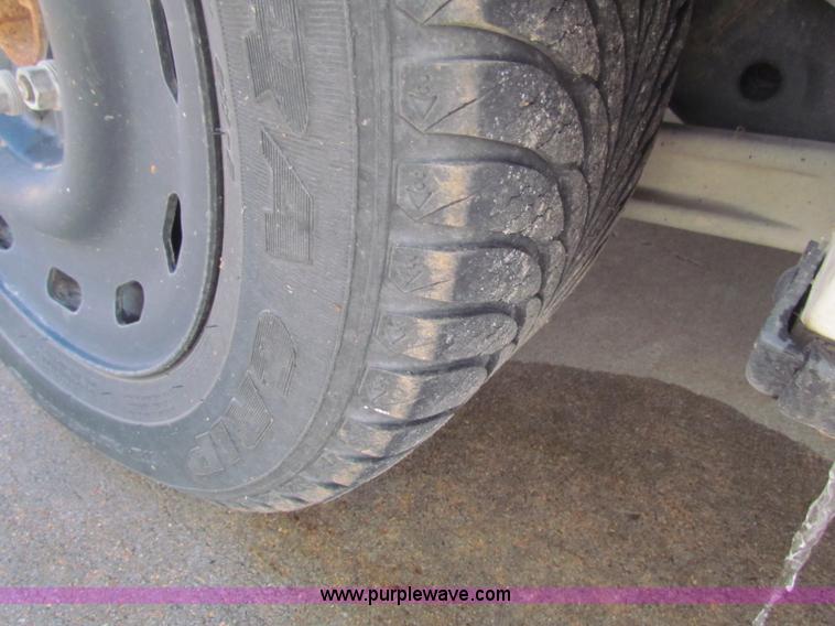 image for item E8315 2003 Ford Crown Victoria Police Interceptor