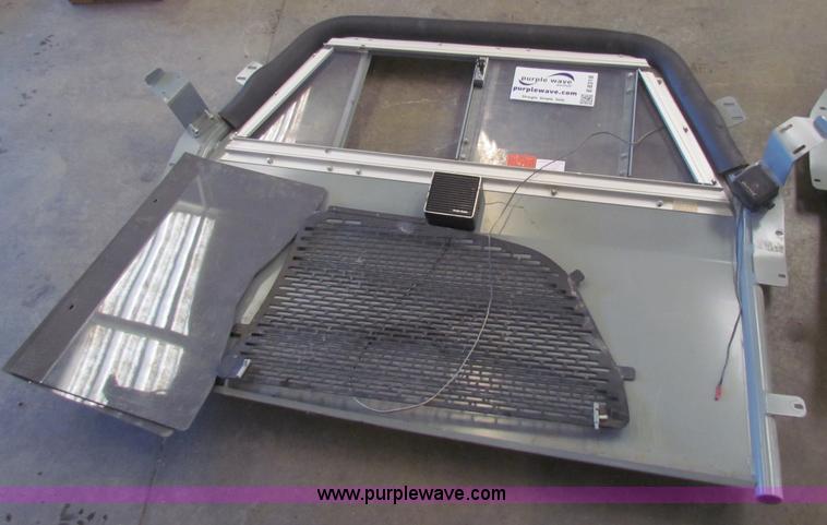 image for item E8318 (2) center wall dividers