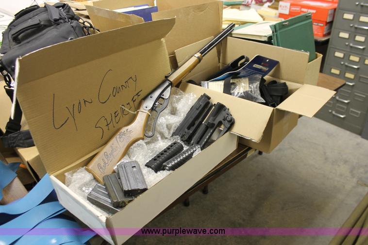 image for item E8331 Assorted firearm accessories