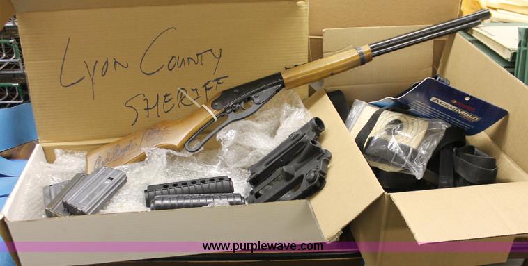 image for item E8331 Assorted firearm accessories