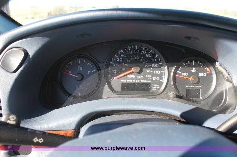image for item E8359 2004 Chevrolet Impala