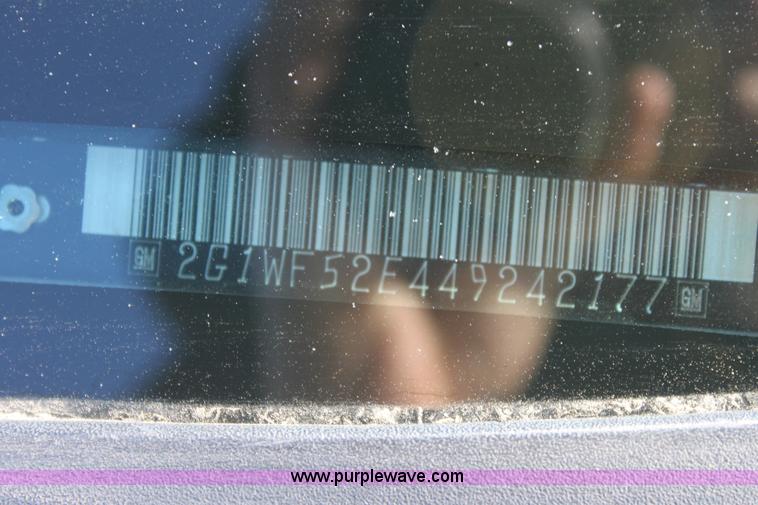 image for item E8359 2004 Chevrolet Impala