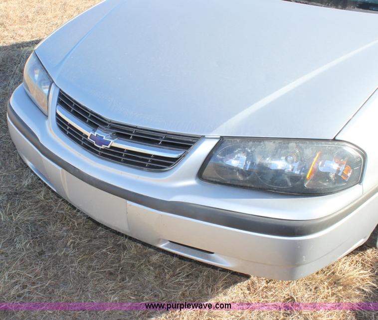image for item E8359 2004 Chevrolet Impala