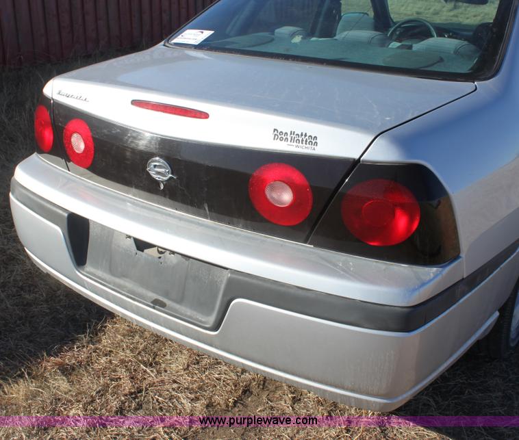 image for item E8359 2004 Chevrolet Impala