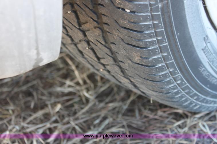 image for item E8359 2004 Chevrolet Impala