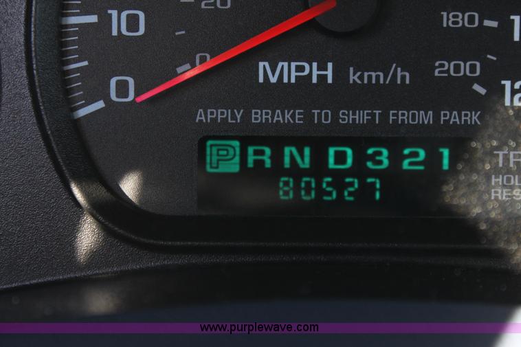 image for item E8360 2004 Chevrolet Impala