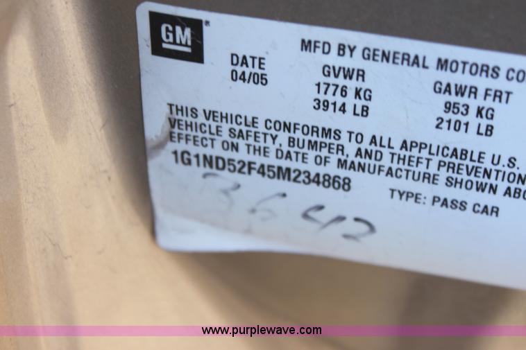 image for item E8363 2005 Chevrolet Classic