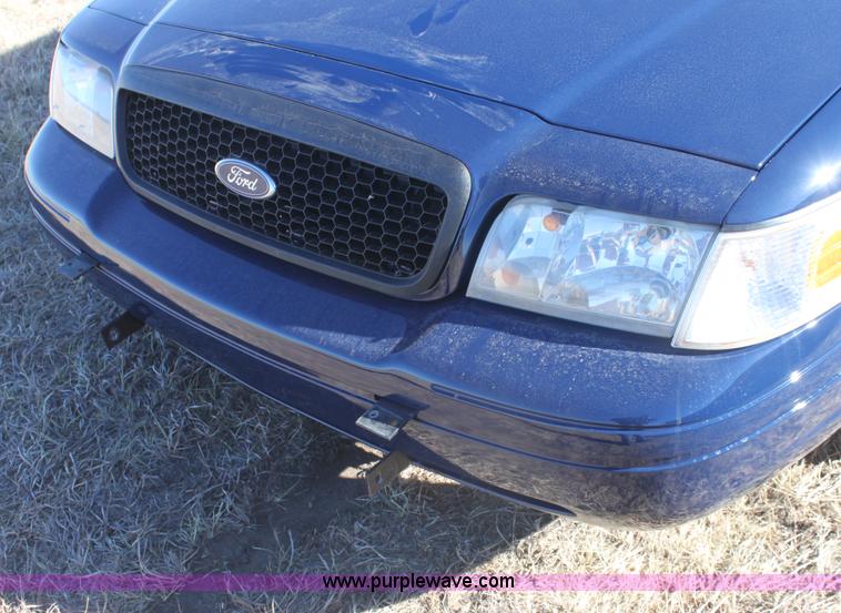 image for item E8364 2008 Ford Crown Victoria Police Interceptor