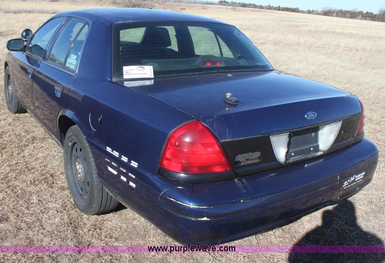 image for item E8365 2006 Ford Crown Victoria Police Interceptor