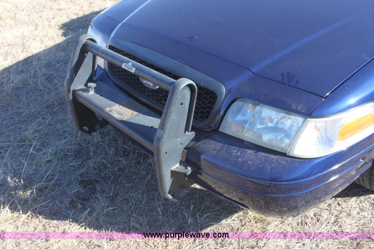image for item E8365 2006 Ford Crown Victoria Police Interceptor