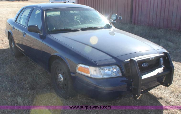 image for item E8366 2007 Ford Crown Victoria Police Interceptor