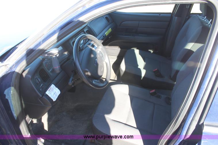 image for item E8366 2007 Ford Crown Victoria Police Interceptor
