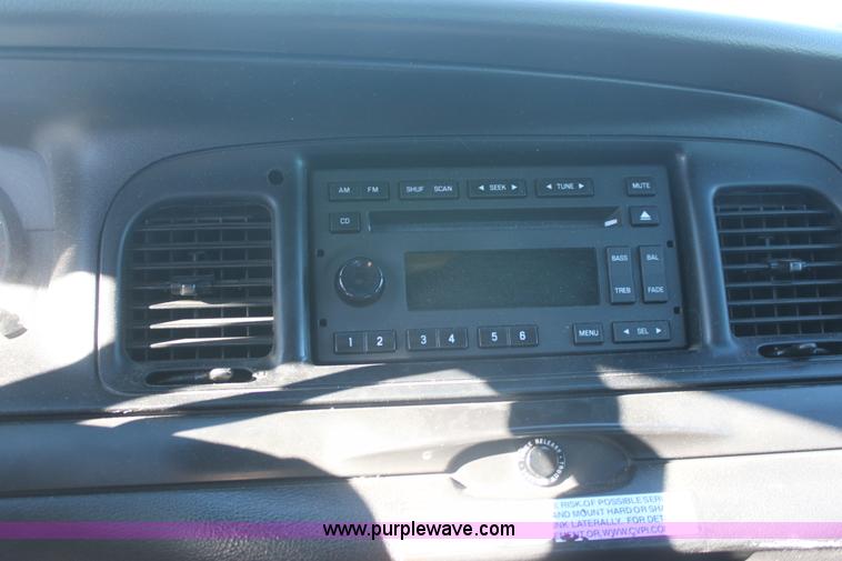 image for item E8366 2007 Ford Crown Victoria Police Interceptor