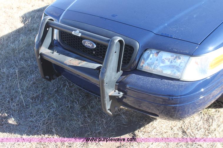 image for item E8366 2007 Ford Crown Victoria Police Interceptor
