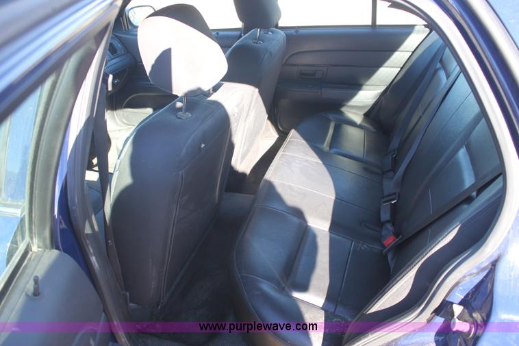 image for item E8367 2008 Ford Crown Victoria Police Interceptor