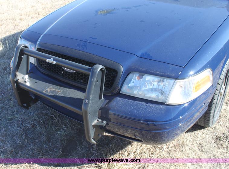 image for item E8367 2008 Ford Crown Victoria Police Interceptor