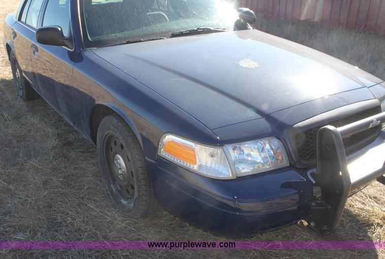 image for item E8367 2008 Ford Crown Victoria Police Interceptor